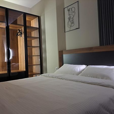 Anika Luxury Apartment At Diamond Center Skopje Ngoại thất bức ảnh
