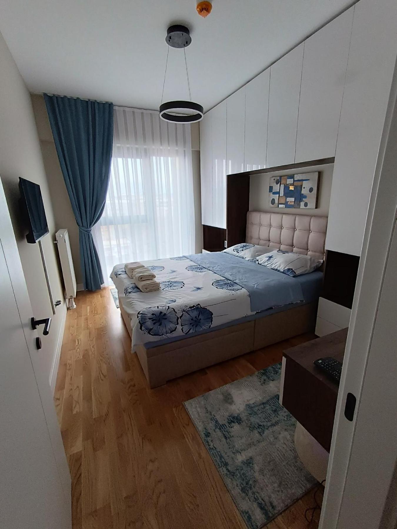 Anika Luxury Apartment At Diamond Center Skopje Ngoại thất bức ảnh