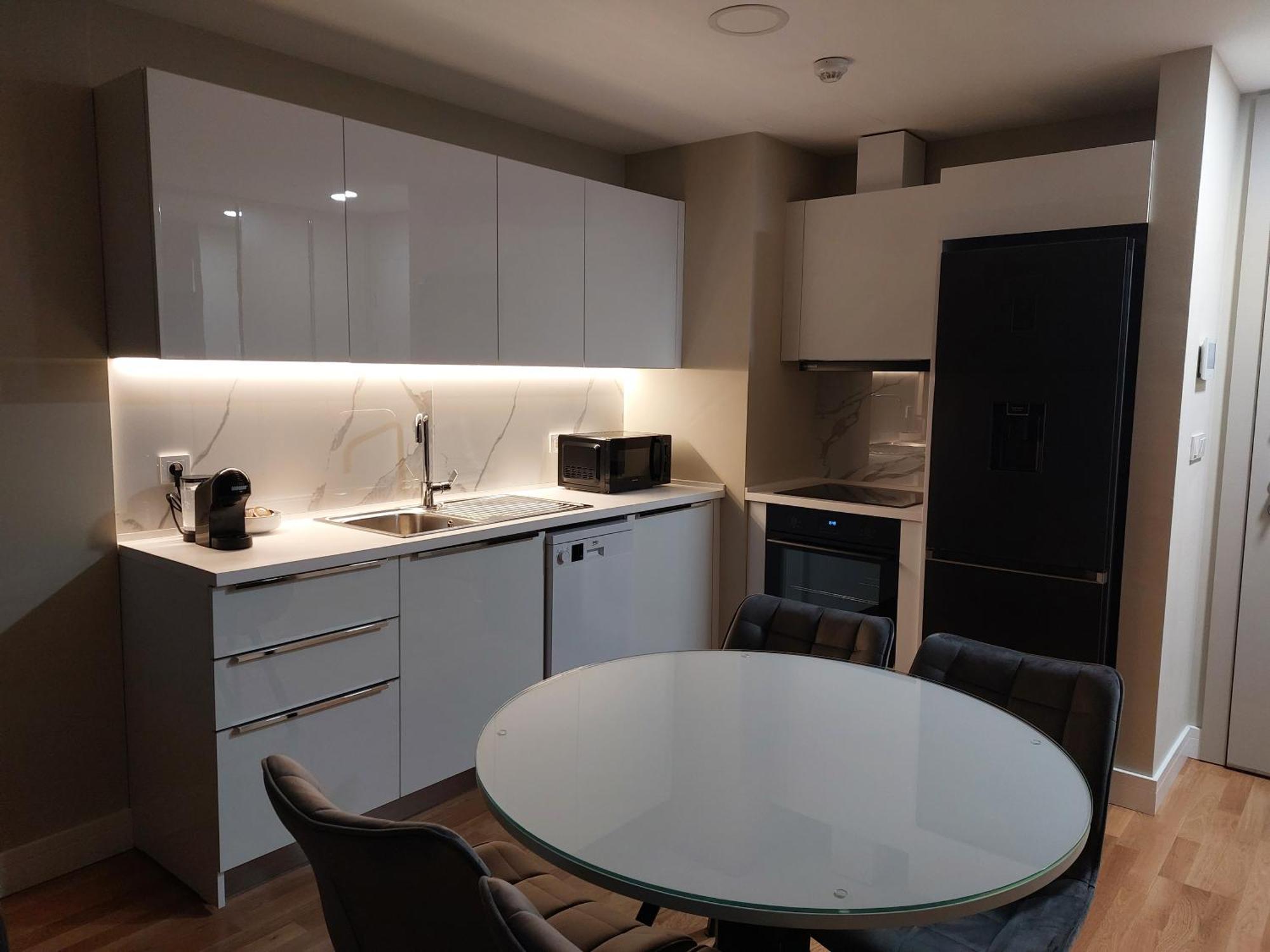 Anika Luxury Apartment At Diamond Center Skopje Ngoại thất bức ảnh