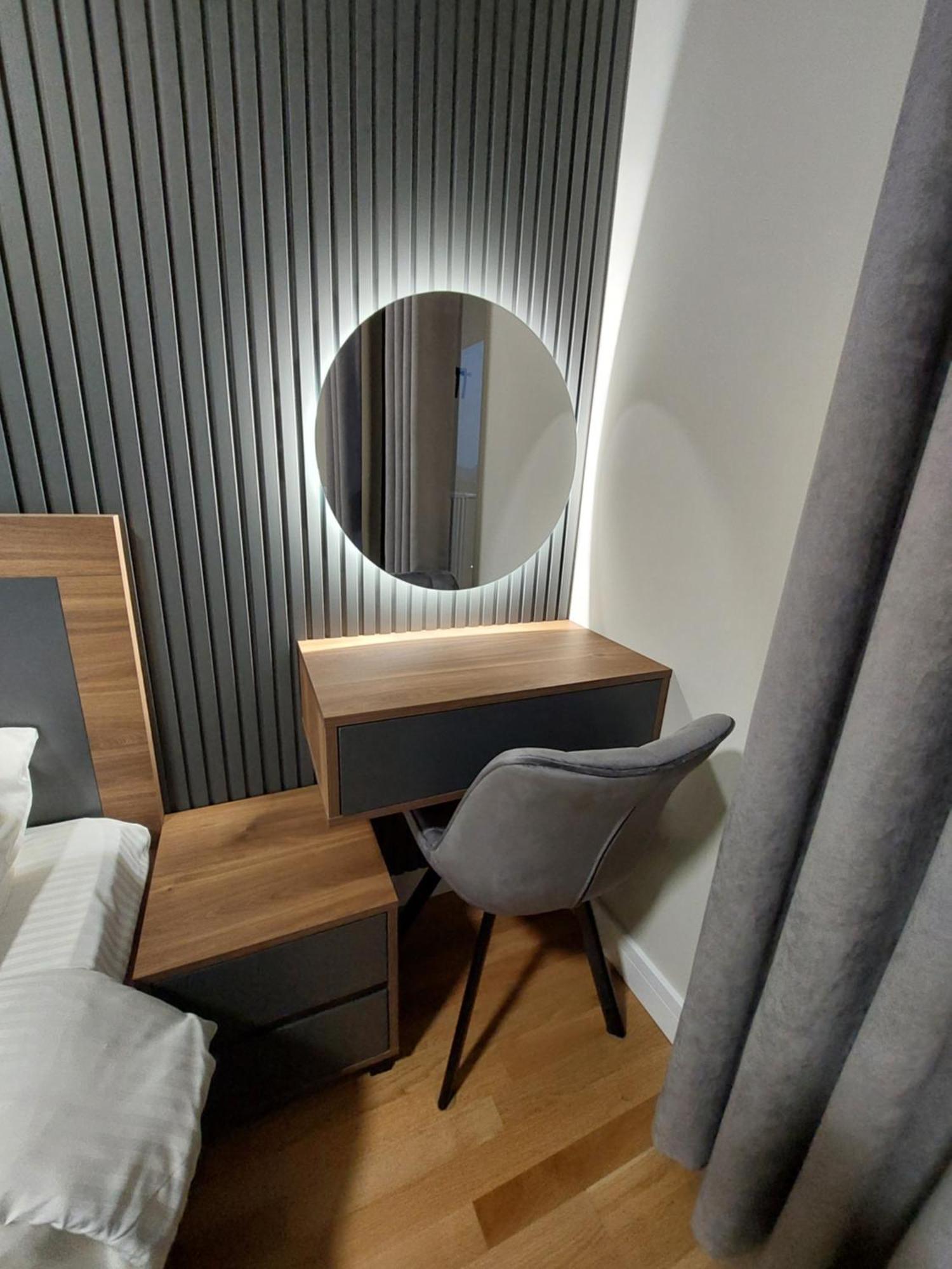 Anika Luxury Apartment At Diamond Center Skopje Ngoại thất bức ảnh