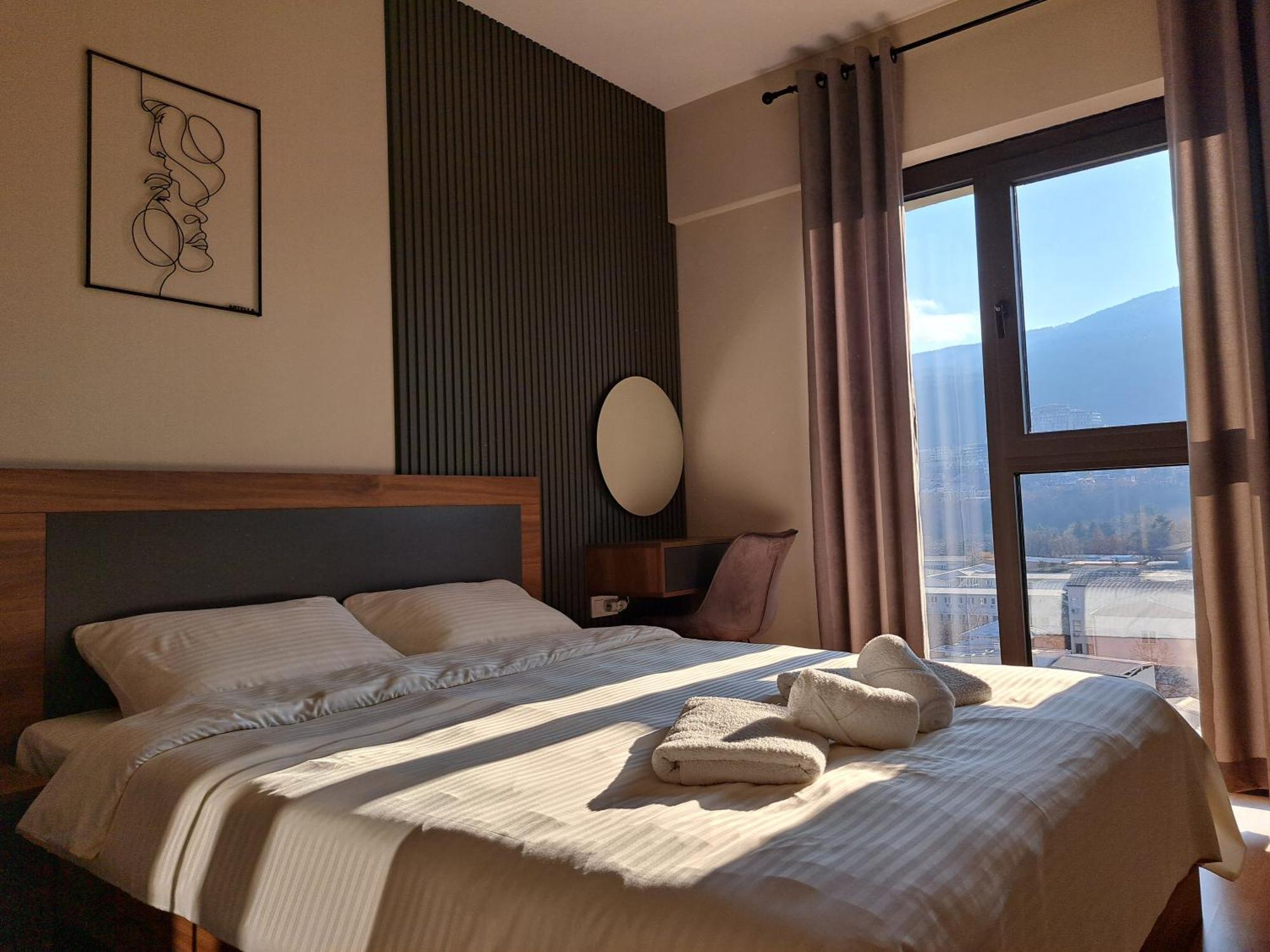 Anika Luxury Apartment At Diamond Center Skopje Ngoại thất bức ảnh